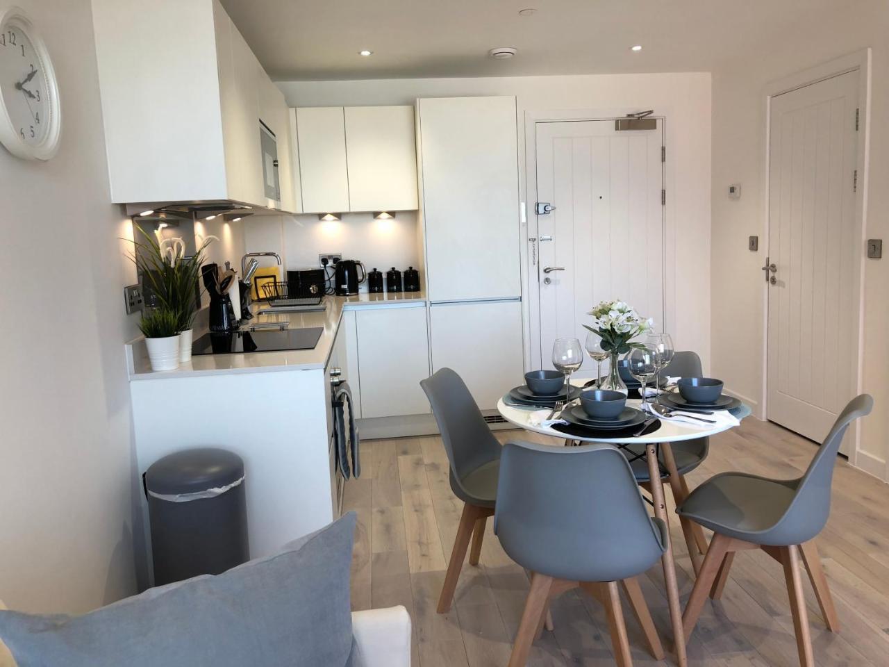 Boutique Collection In Reading By Creatick Appartamento Esterno foto