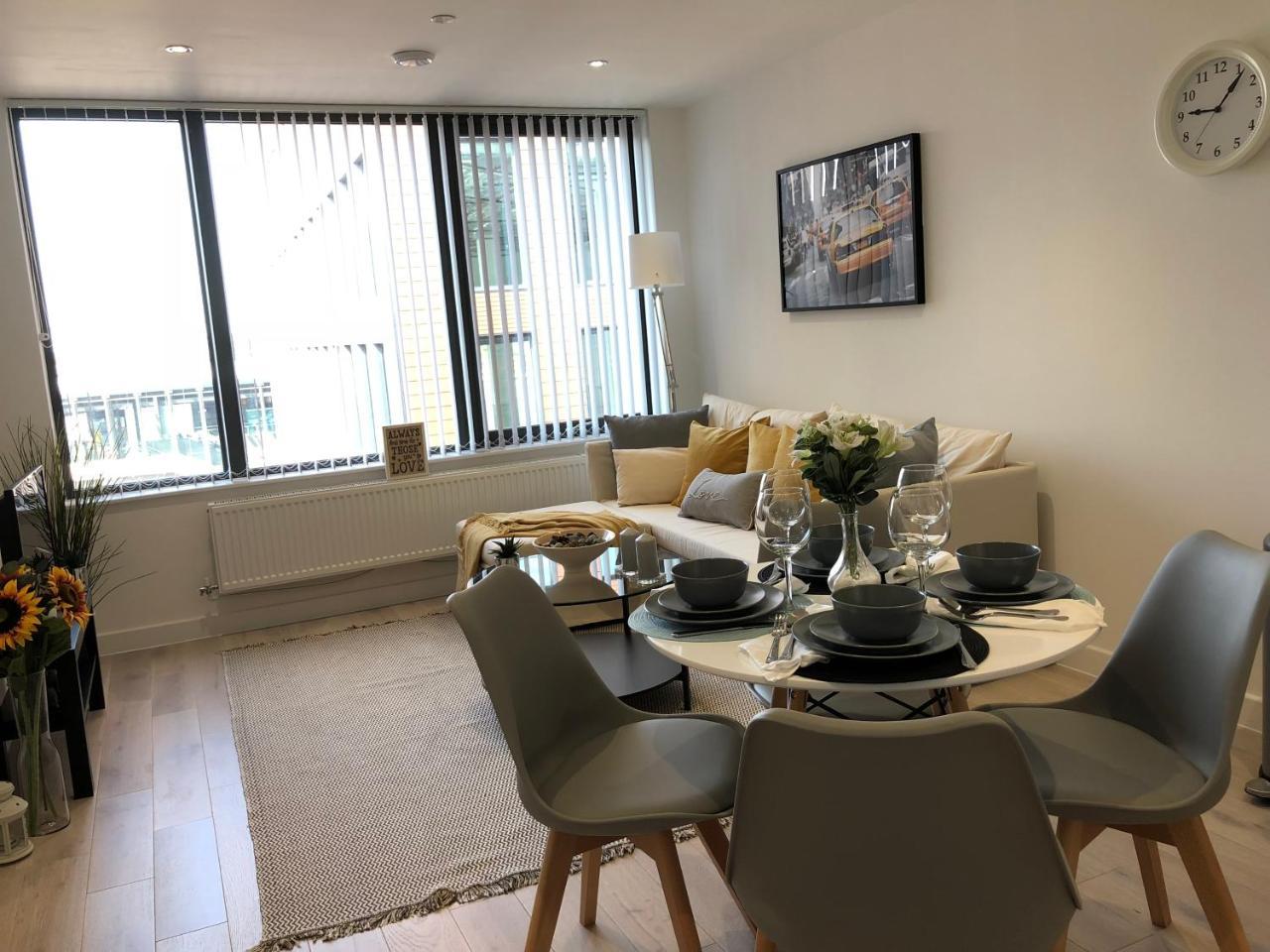 Boutique Collection In Reading By Creatick Appartamento Esterno foto