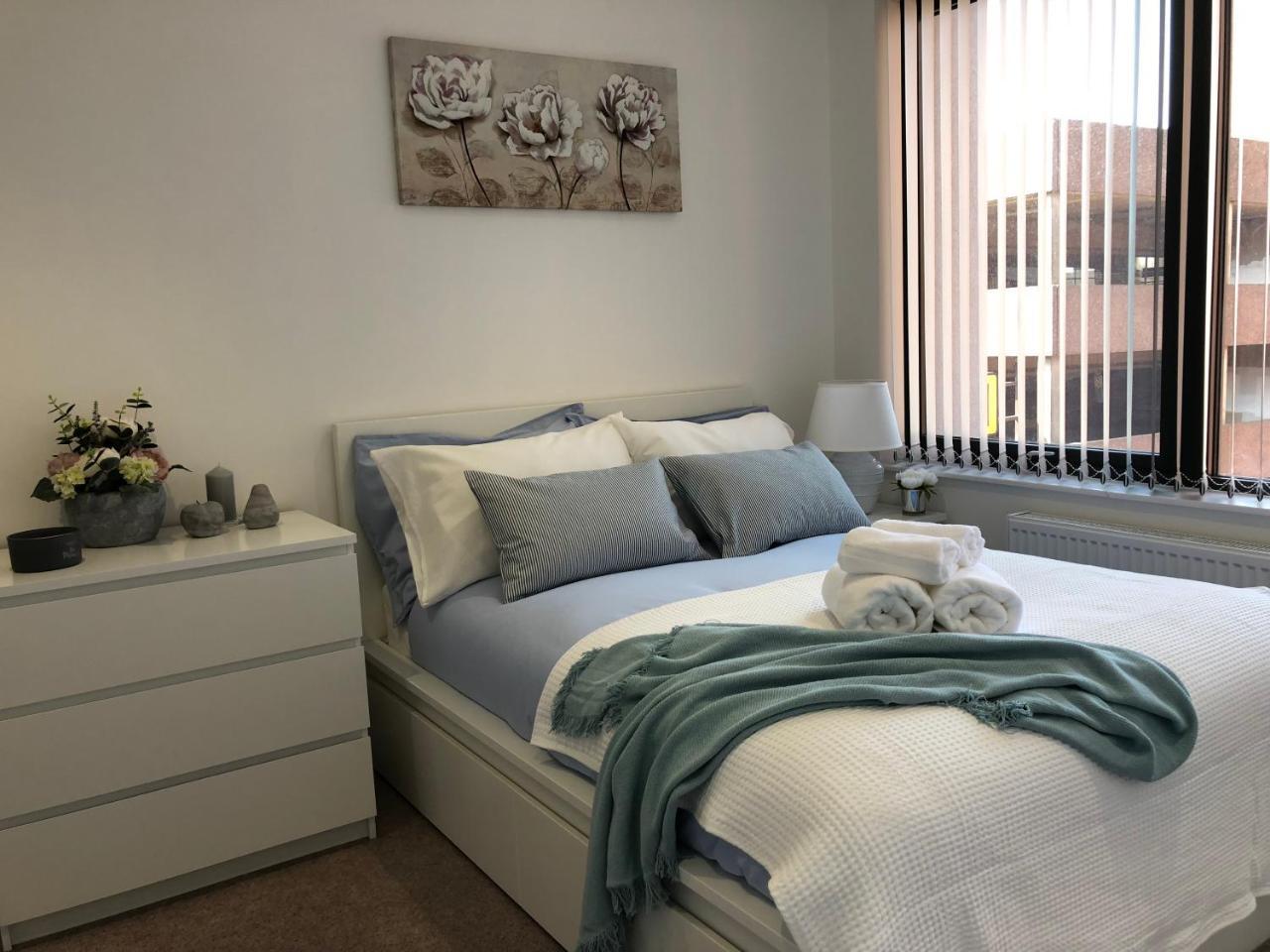 Boutique Collection In Reading By Creatick Appartamento Esterno foto