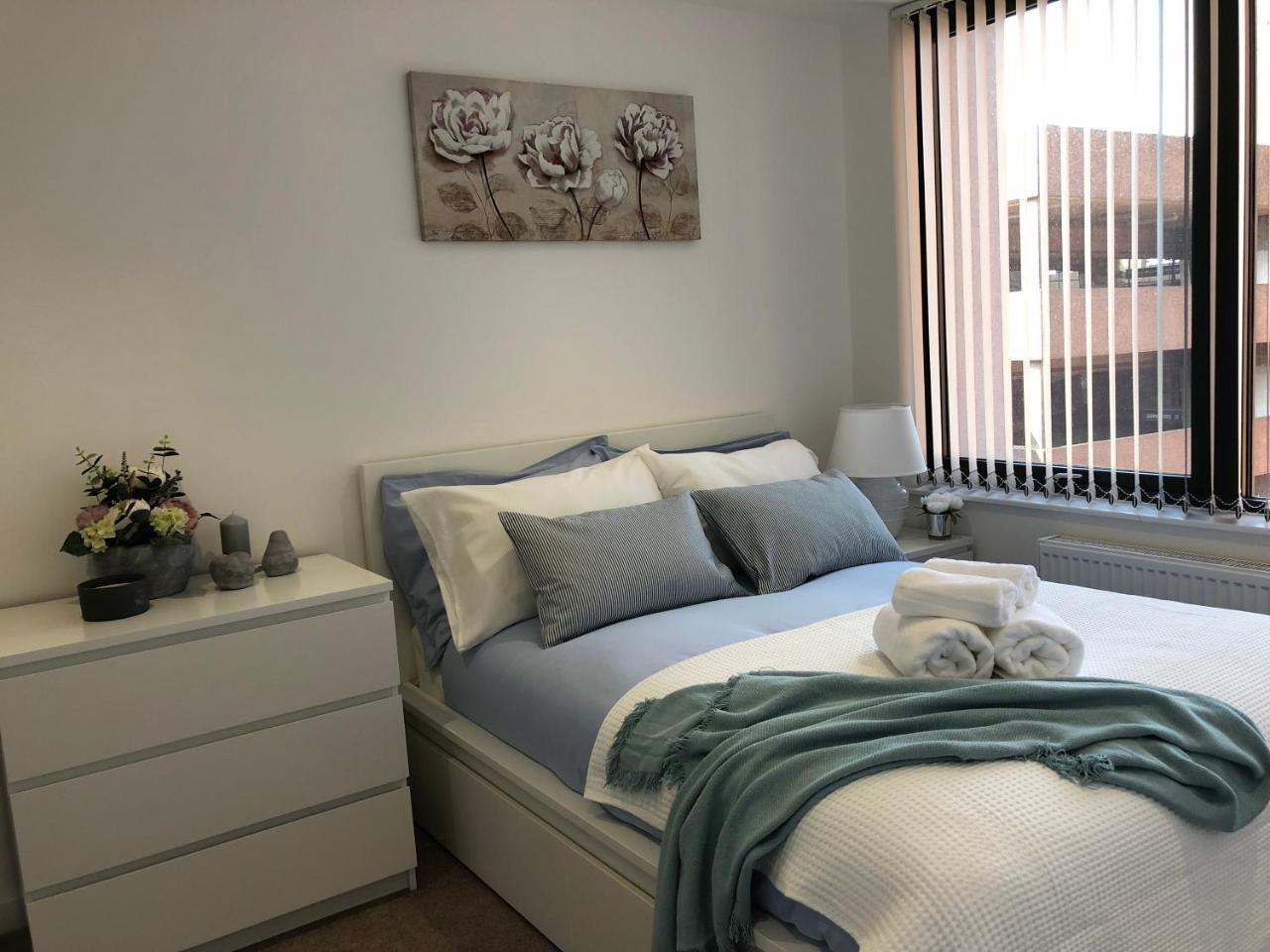 Boutique Collection In Reading By Creatick Appartamento Esterno foto